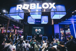 Imagem de destaque com o logo do Roblox em um fundo vibrante, representando as principais tendências de 2025.